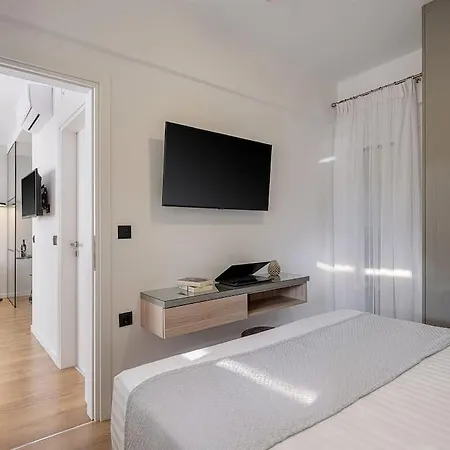 Marita Luxury With Parking Space Apartment