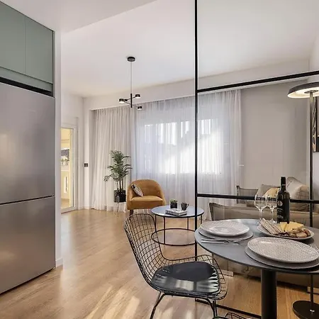 Marita Luxury With Parking Space Apartment *